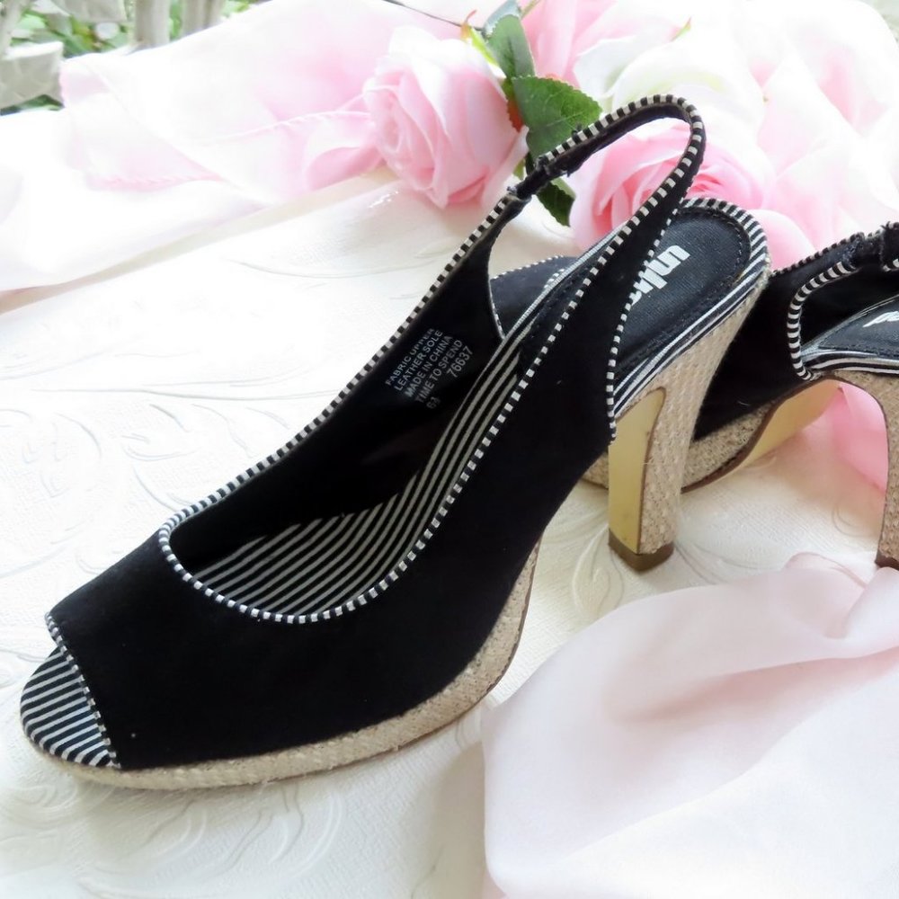 SEXY LEGS!  Slingback High Heels • Black and White • 4" Heels • Open Toes